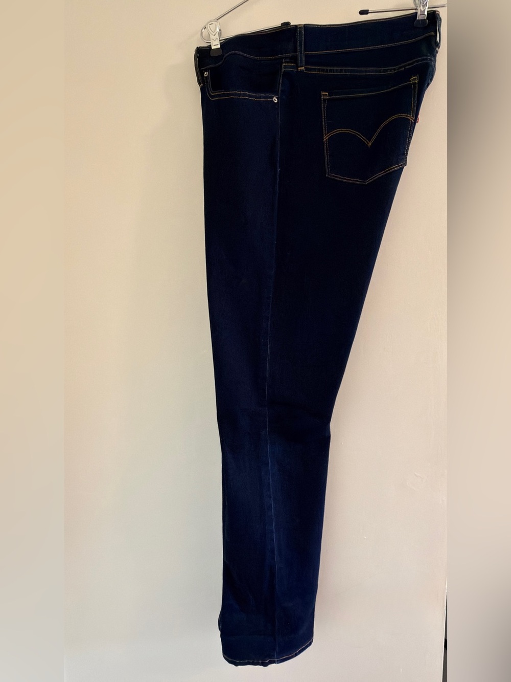 Levi's 314 Shaping Straight Jeans in Dark Denim